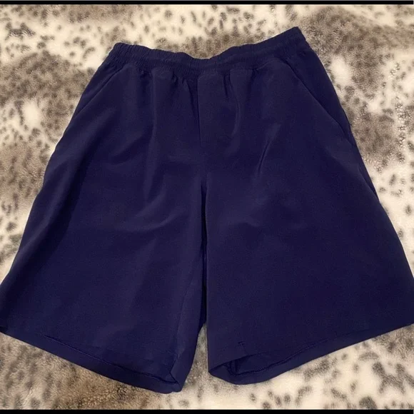 Lululemon Pace Breaker Linerless Short 9” - Size S - Picture 2 of 4